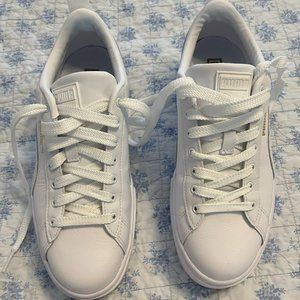 PUMA women's white Mayze Classic platform sneaker